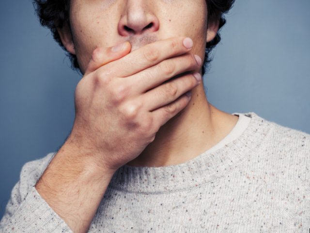 Bad Breath: 6 Causes (and 7 Solutions)